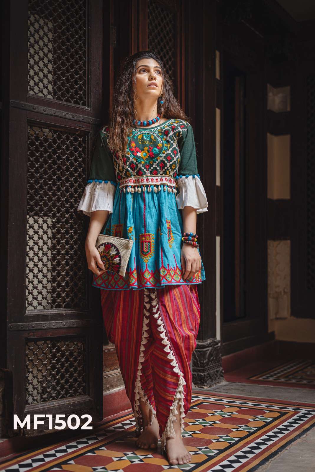 MESMORA KATH PUTALI COLOURFUL EMBROIDERED NAVRATRI WEAR COLLECTION
