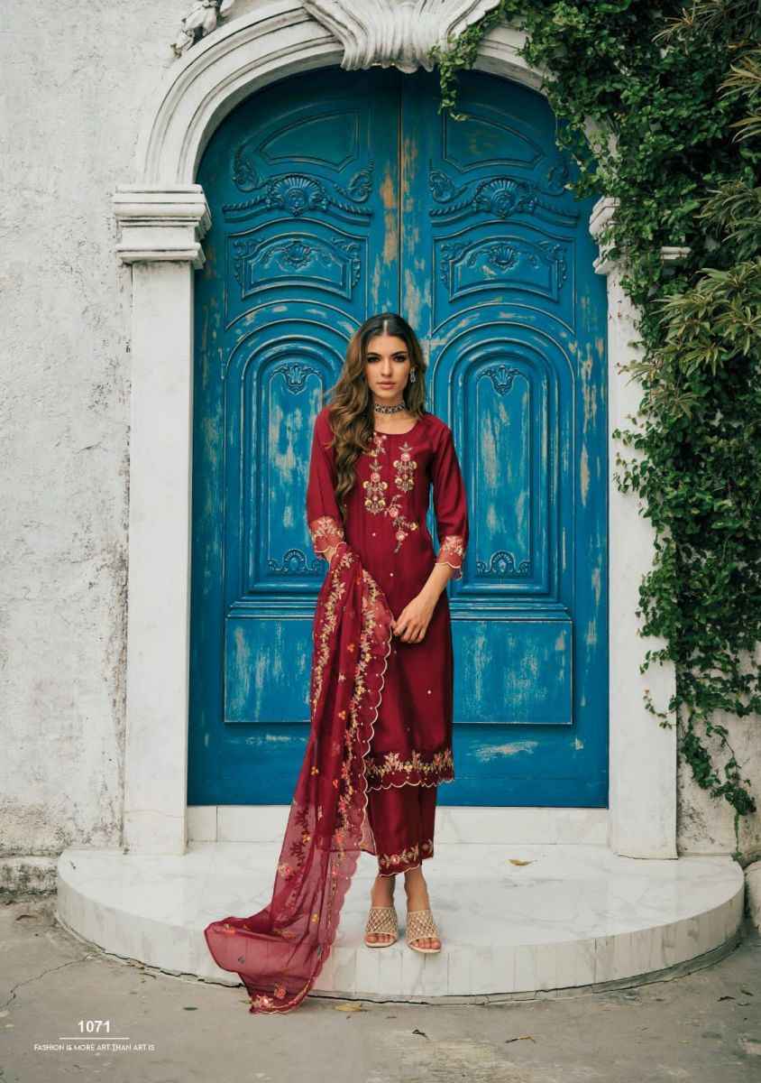 Lady Leela Raabta Viscose Kurti Combo Wholesale Kurtis