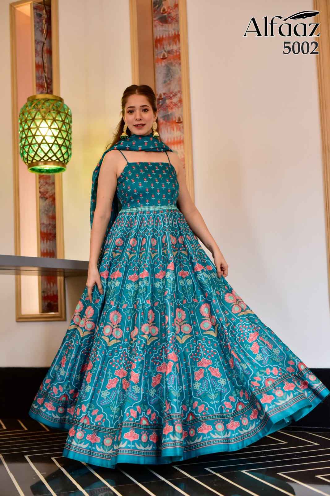 previ Anarkali Gown Price in India - Buy previ Anarkali Gown online at  Flipkart.com