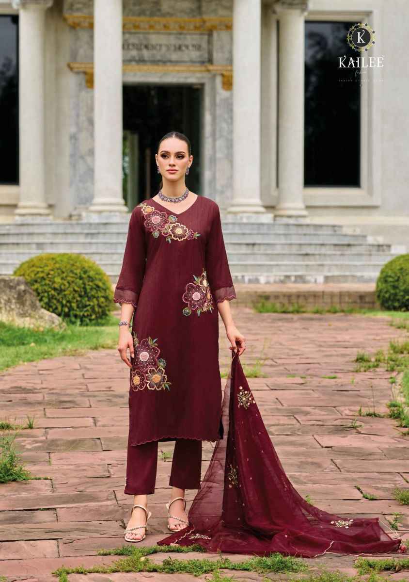 Kailee Fashion Mahnoor Viscose Kurti Combo 6 pcs Catalogue