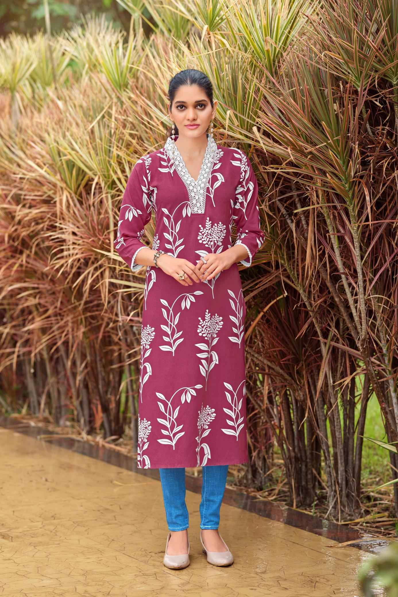 Tips & Tops Viana Reyon Kurti 6 pcs Catalogue