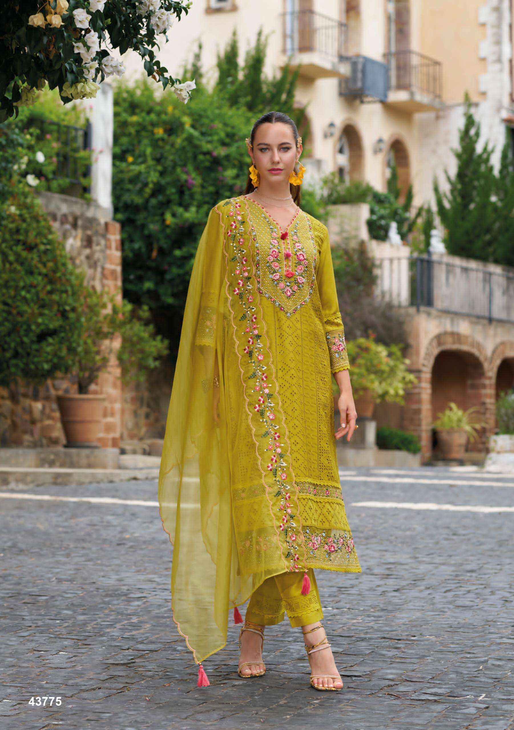 Kailee Fashion Safarnama Vol 5 Viscouse Kurti Combo 6 pcs Catalogue