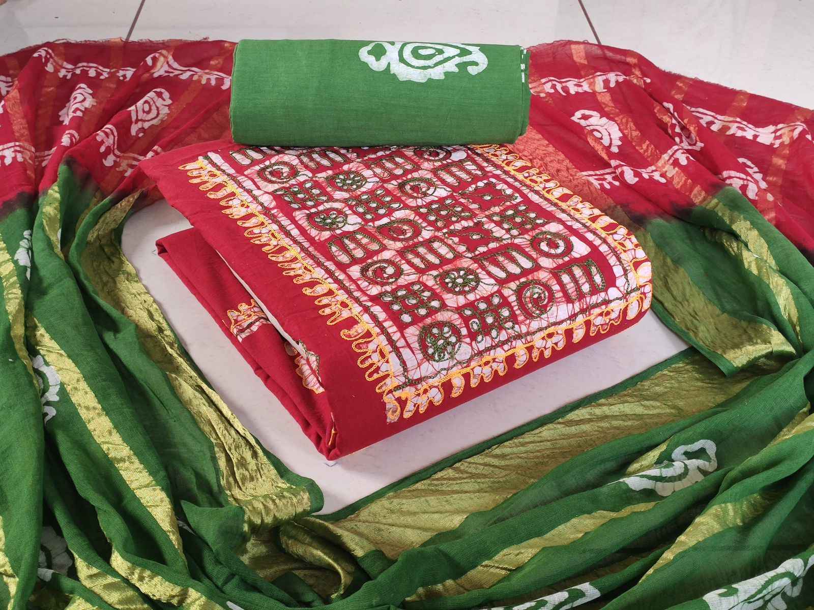 Batik 101 Cotton With Neck Wax Batik Non Catalog Dress Material 10 pcs Catalogue
