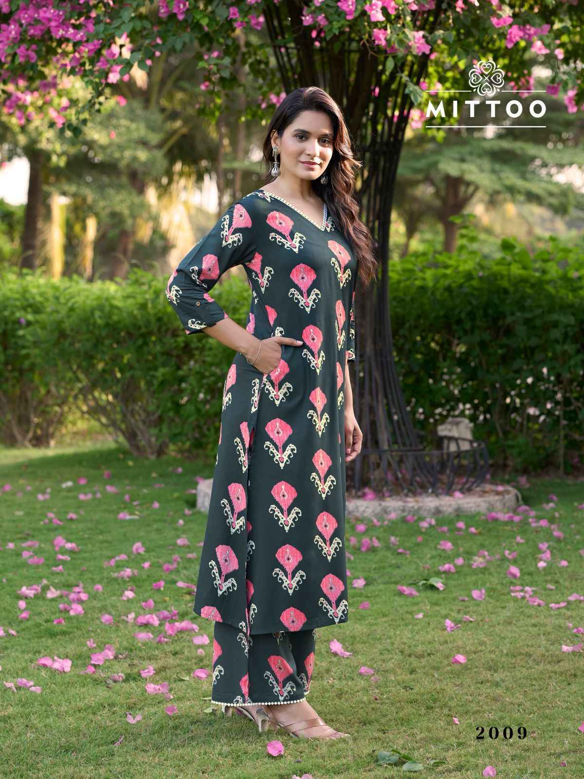 Mittoo Sulekha Vol-2 Rayon Kurti With Bottom (6 pcs Catalogue)