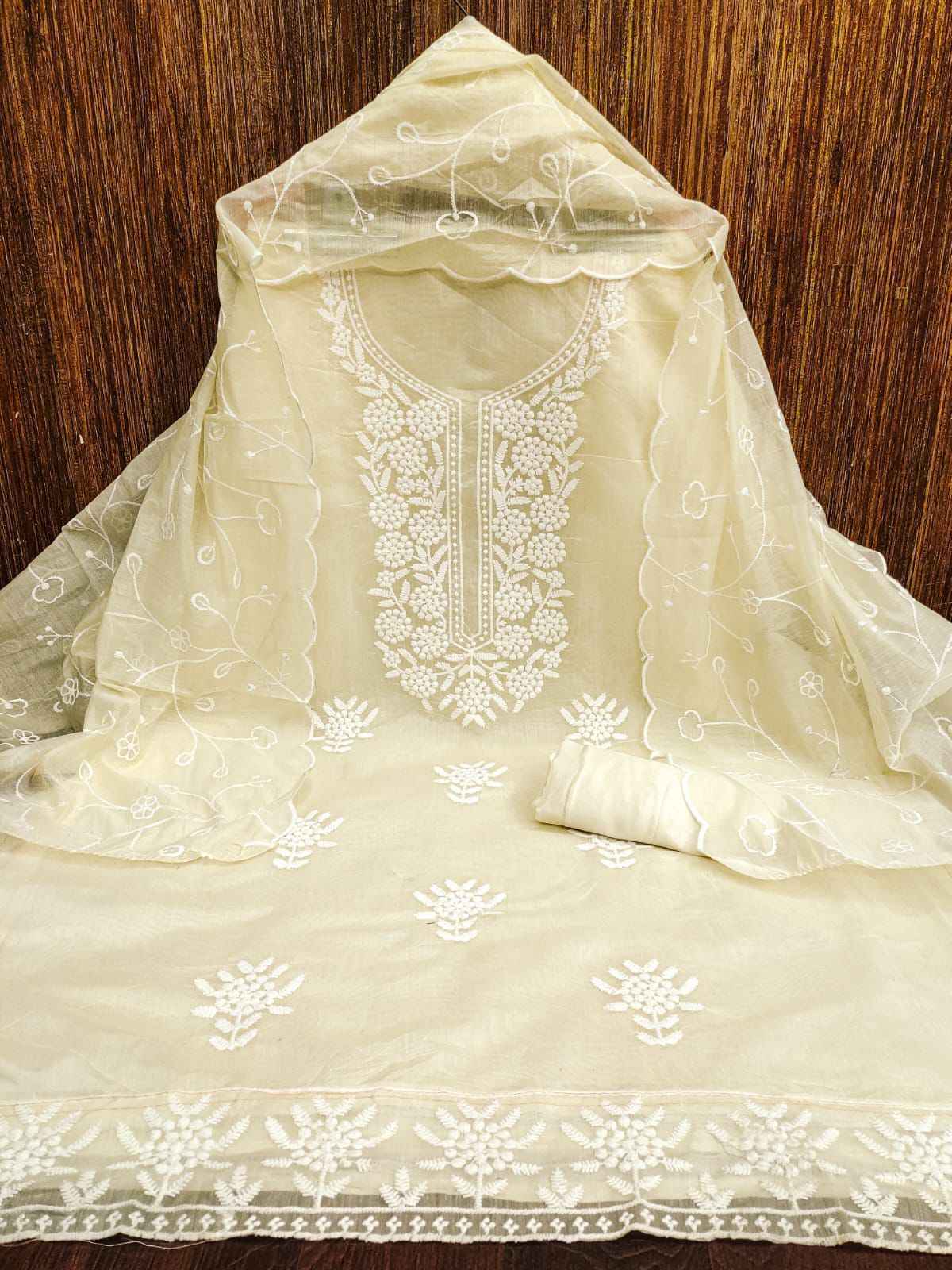 Heavy Chanderi Vol-1 Non Catalogue Dress Material (6 pcs Catalogue)