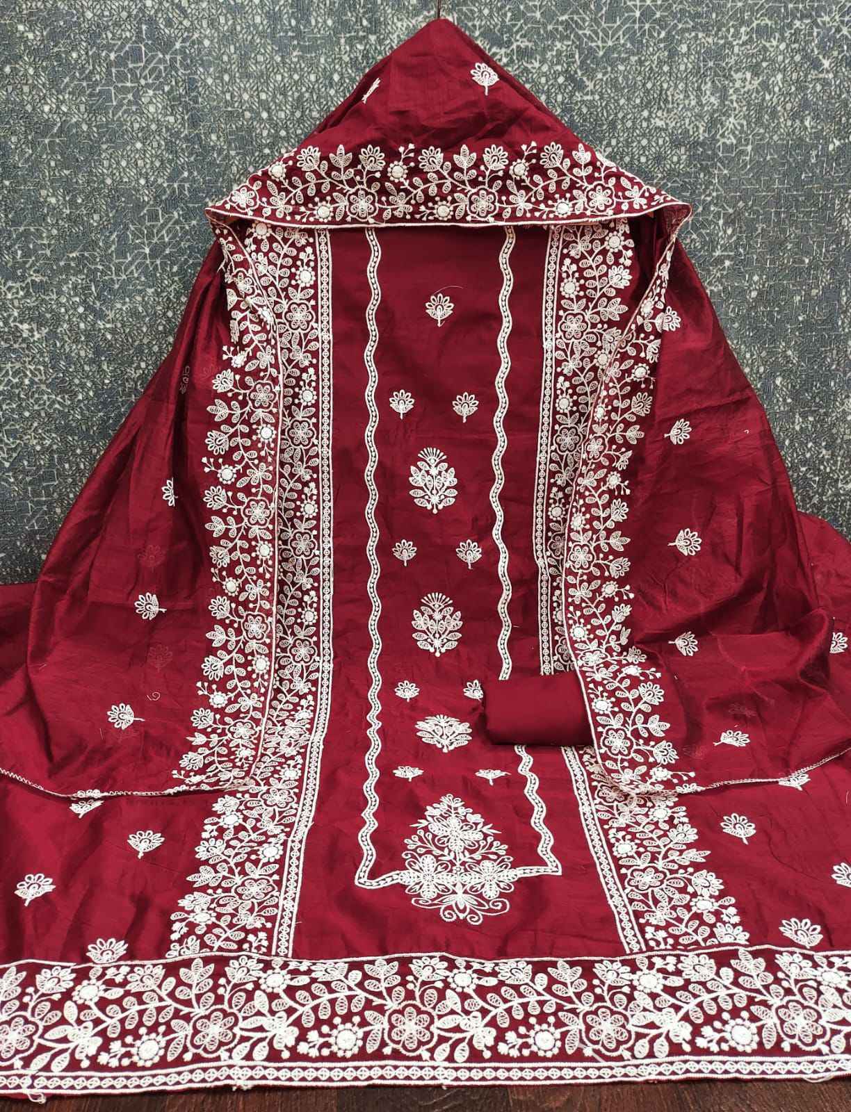 Heavy Chanderi Vol-2 Non Catalogue Dress Material (4 pcs Catalogue)