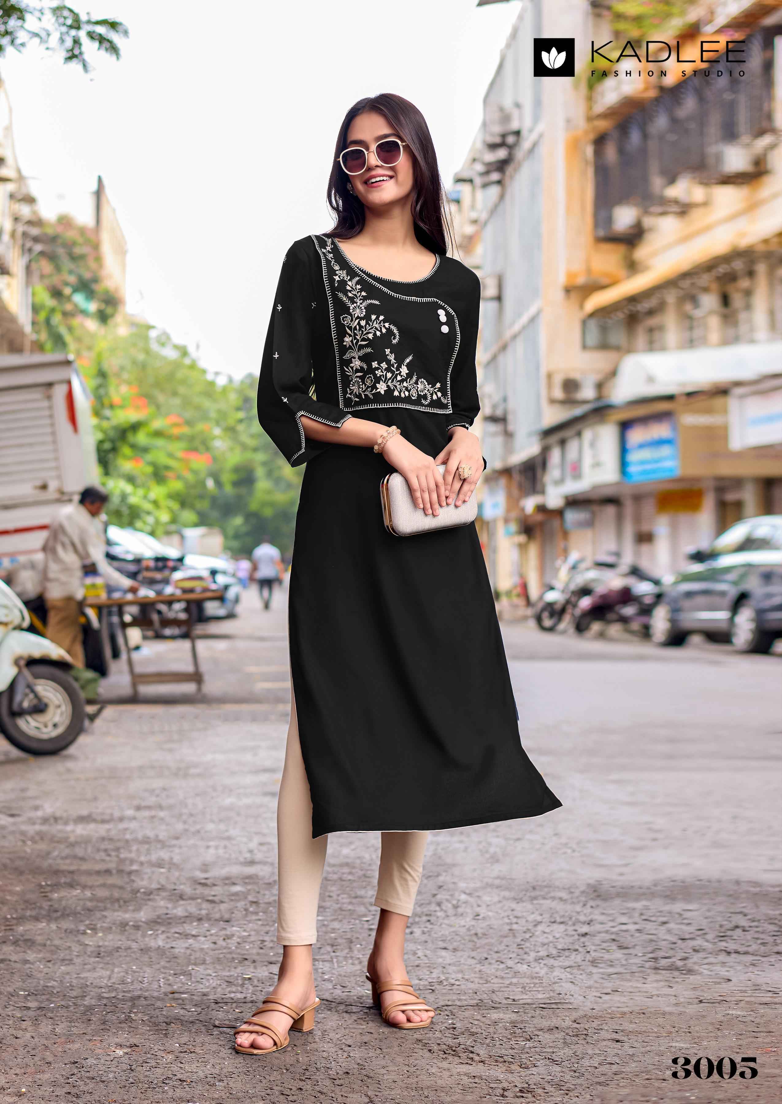 Kadlee Yashvi Rayon Kurti (6 pcs Catalogue)