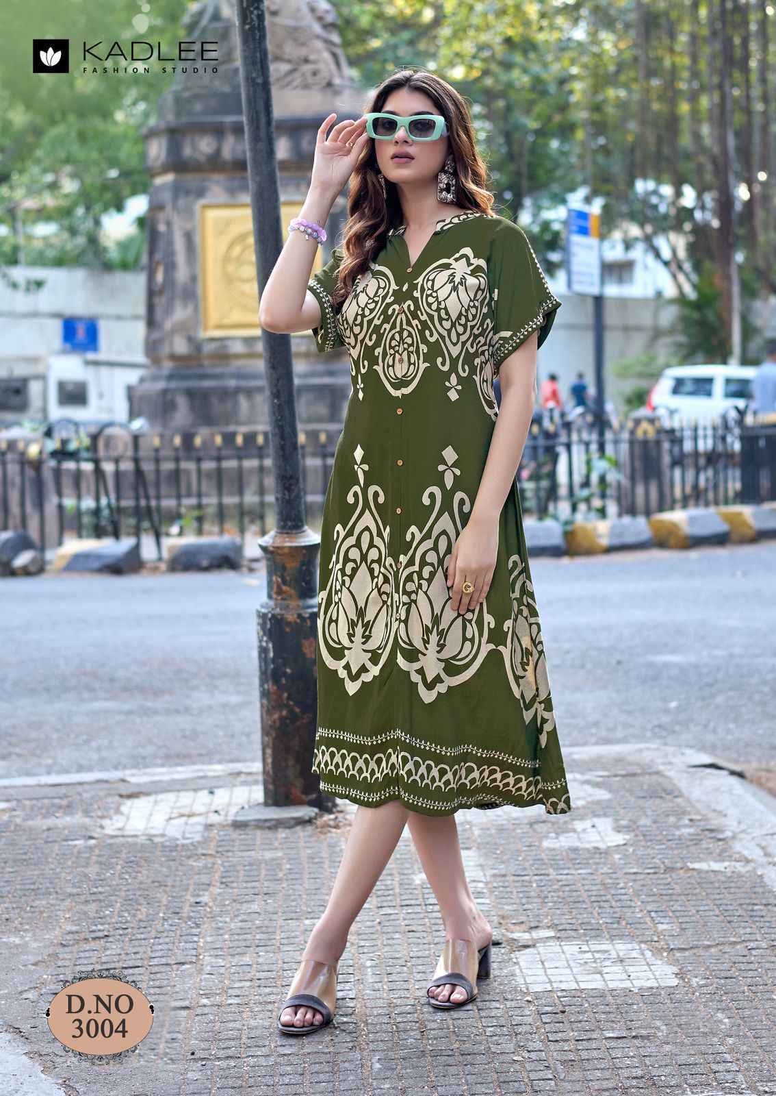 Kadlee Signeture Rayon Kurti (5 pcs Catalogue)