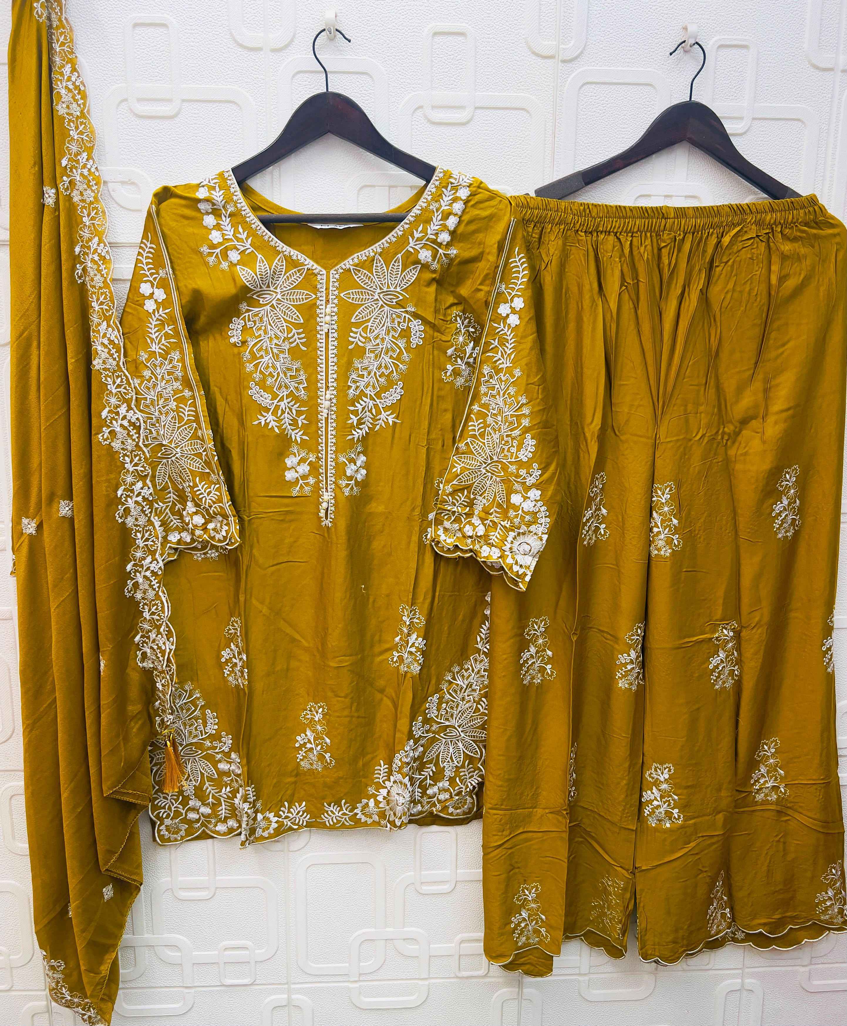 Elan Studio D No E-55 Readymade Gajji Silk Dress 4 pcs Catalogue
